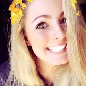 Meet your Posher, Courtney